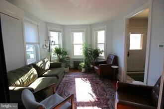 Building Photo - 141 W Mulberry St