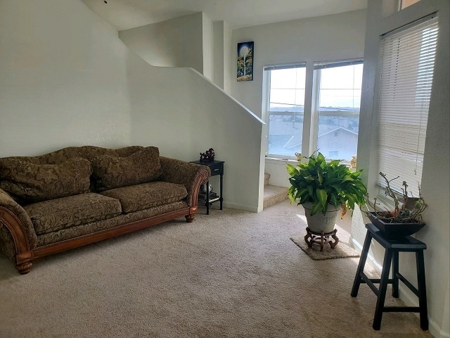 Building Photo - 9028 Burr St