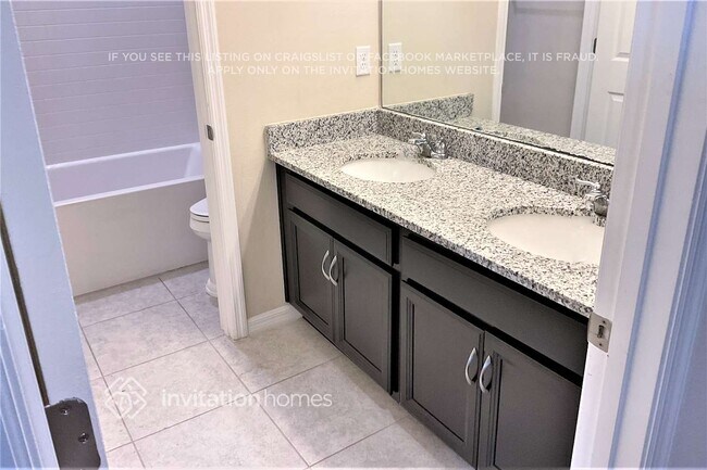 Building Photo - 754 Lucaya Dr