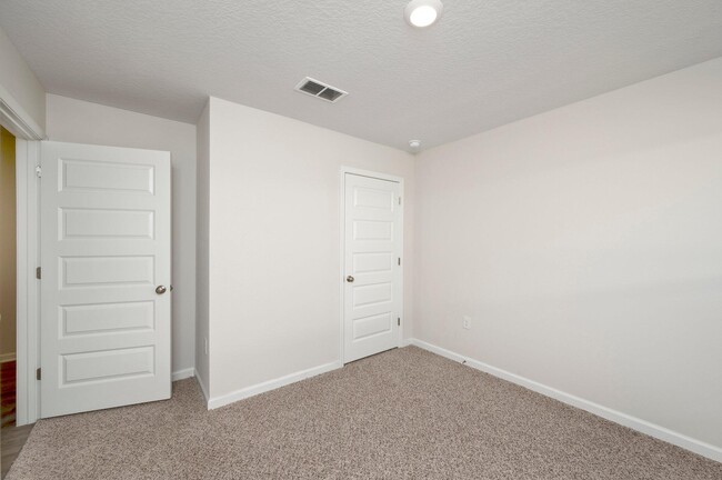 Building Photo - 2835 Patriot Ridge Dr