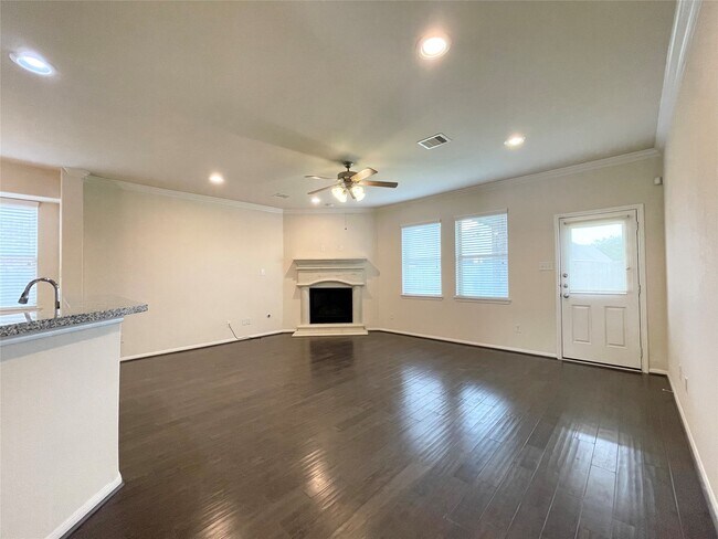 Building Photo - 3010 Overbrook Meadow Ln