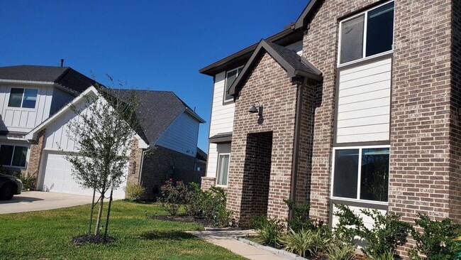 Building Photo - 3702 Birtley Bnd Wy