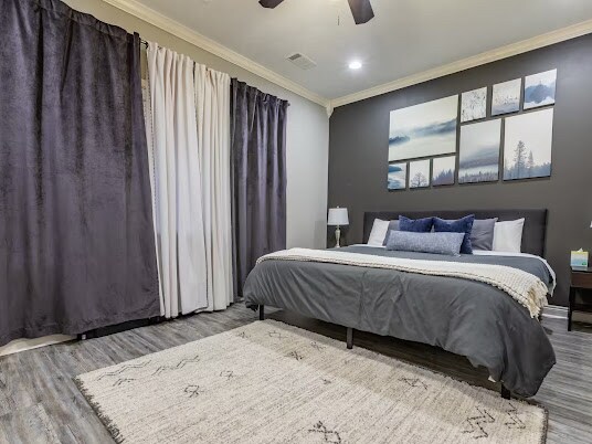 Building Photo - 8116 Kanis Oaks Dr