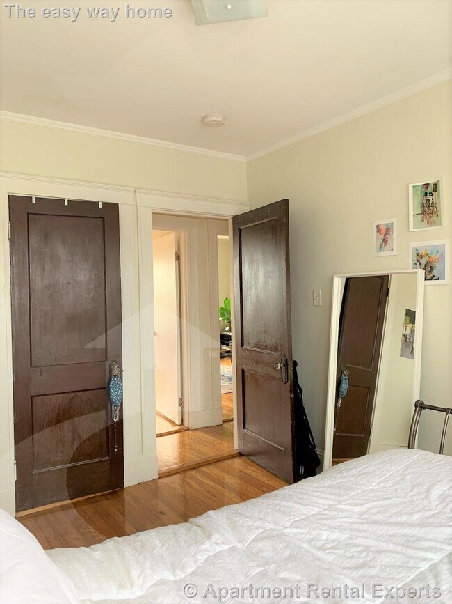 Building Photo - 157 Summer St