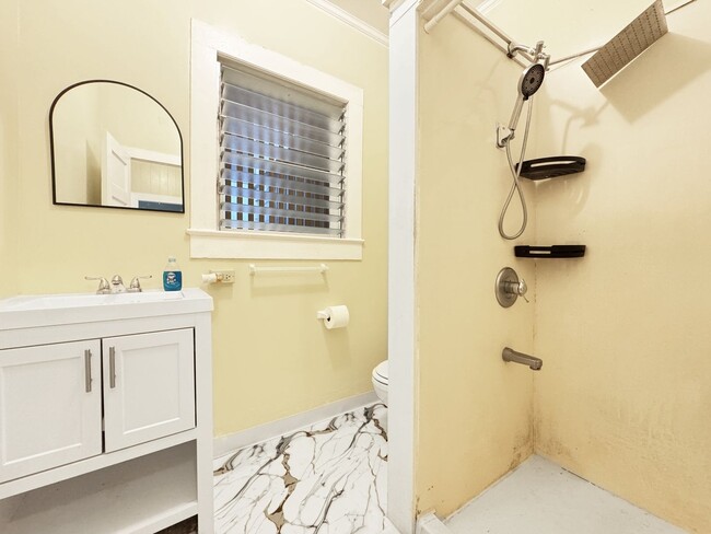 Building Photo - 2322-ST