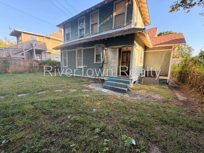 Building Photo - 1229 Faxon Ave