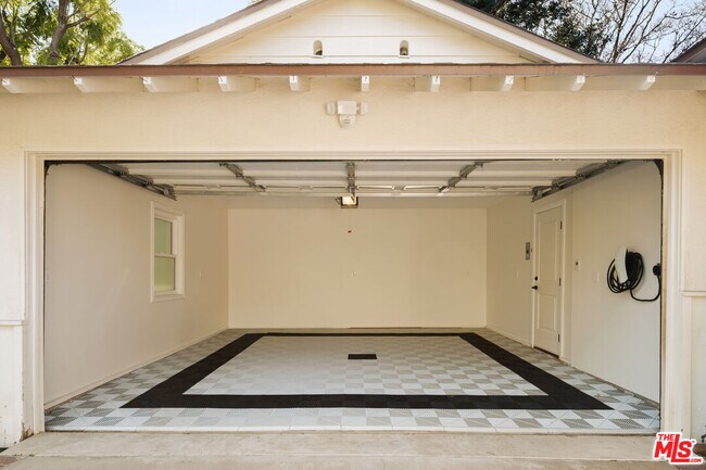 Building Photo - 23153 Gonzales Dr