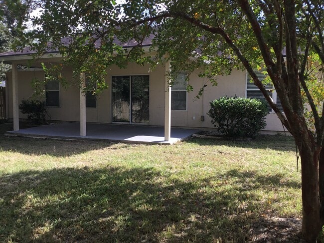 Building Photo - 8745 Edgebrook Ct