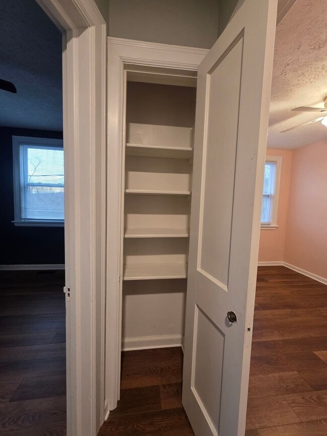 Building Photo - 116 Sixth Avenue