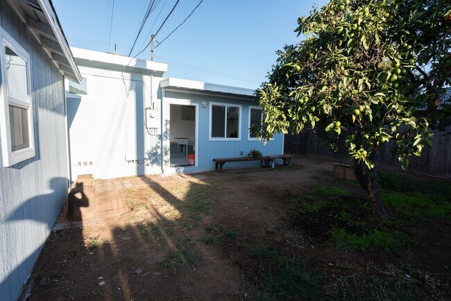 Building Photo - Newly remodeled 3 bedroom 1.5 Bath