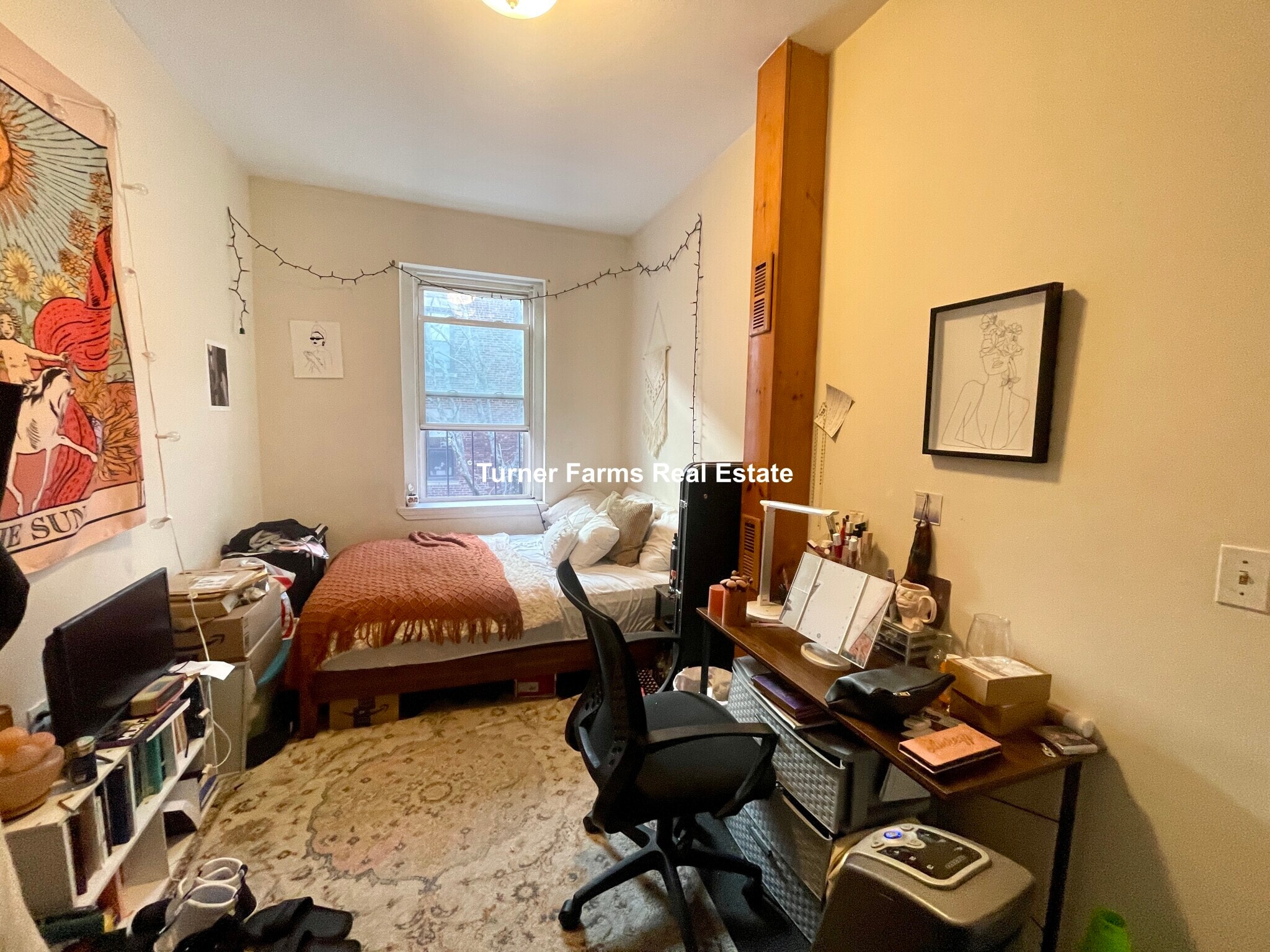 Building Photo - 19 Aberdeen St