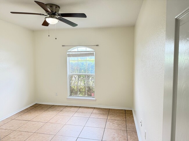 Building Photo - 2602 BigLeaf Dr...  LONGHORN PROPERTIES... 254-526-0382