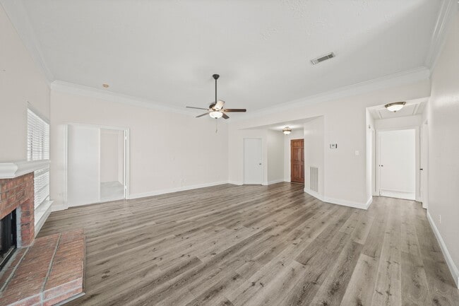 Building Photo - 2727 N Peach Hollow Cir