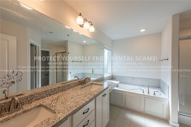 Building Photo - 411 Coconut Ln