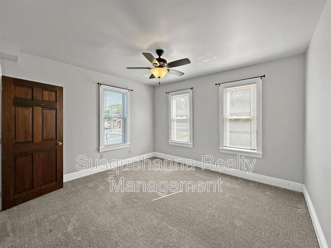 Building Photo - 2871 Horseshoe Pike