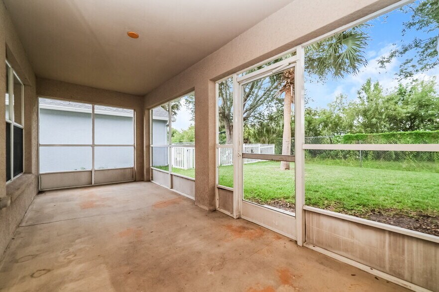 Building Photo - 11008 Laurel Brook Ct