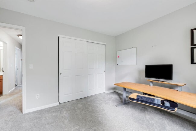 Building Photo - 8018 Presidio Ct