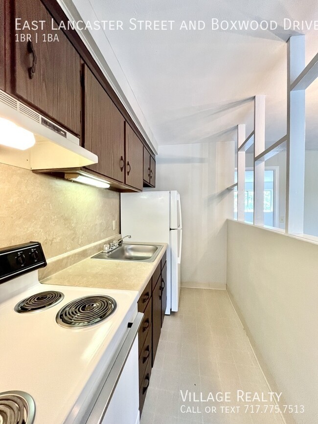 Building Photo - Budget-friendly 1-Bed w/ On-Site Laundry &...