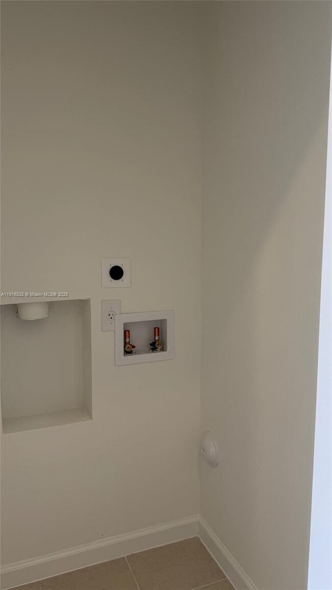 Building Photo - 15624 SW 276th Terrace