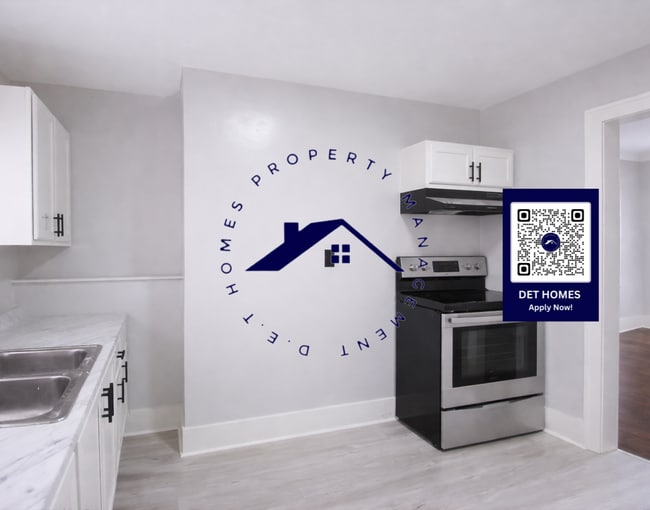 Building Photo - 14941 Robson St