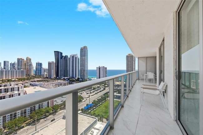 Building Photo - 300 Sunny Isles Blvd