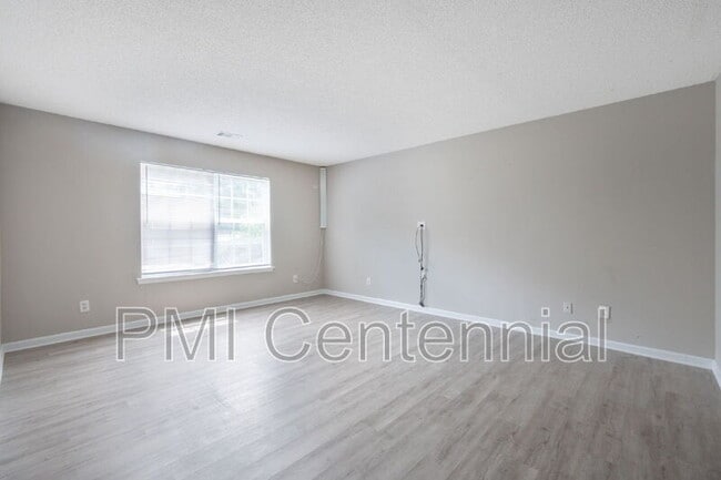 Building Photo - 57 Grandview Ln