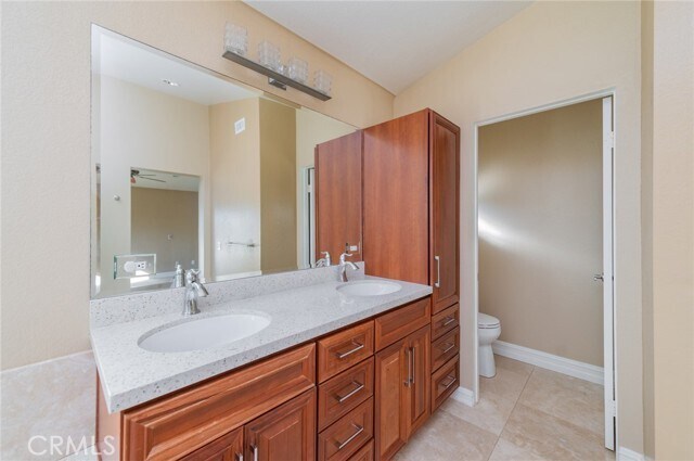 Building Photo - 24772 Oxford Dr