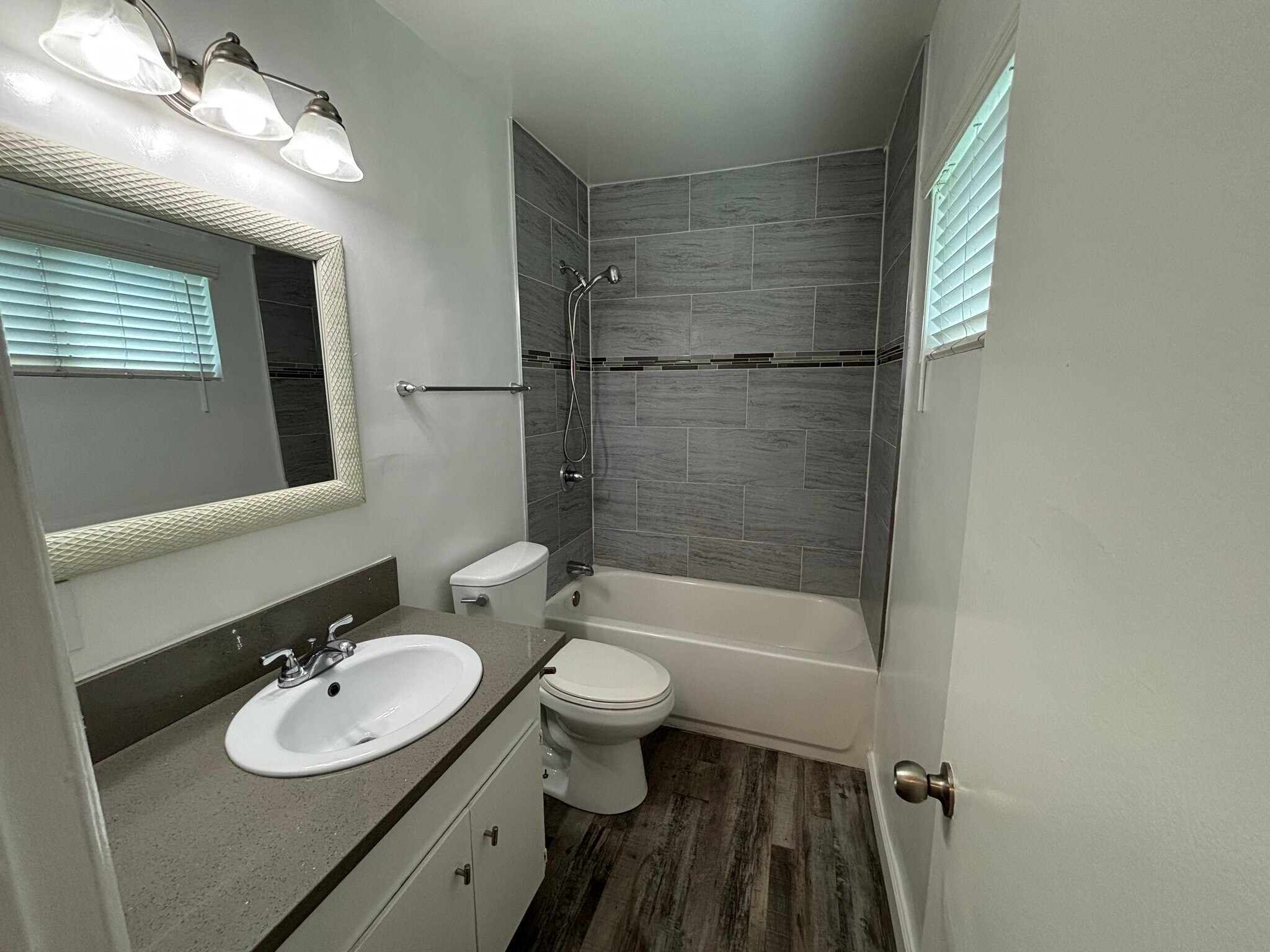 Building Photo - 3313 Artesia Blvd