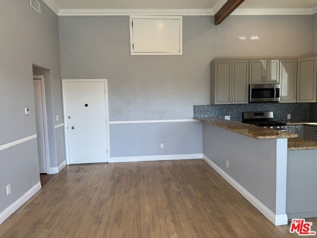 Building Photo - 1255 Princeton St