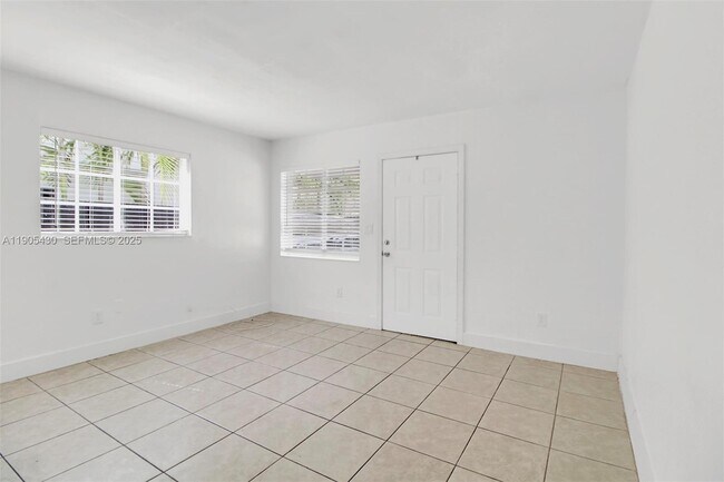 Building Photo - 5151 N Miami Ave