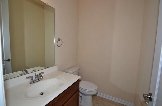 Building Photo - 7219 Pearl Terrace Ln