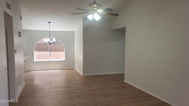 Building Photo - 15974 N 90th Ave