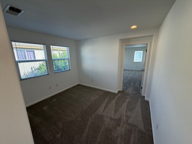 Building Photo - 4 bedroom | 2.5 bathroom | Single family home in West Sacramento's Bridgeway Lakes neighborhood