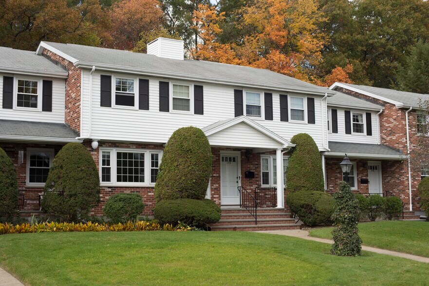 Wedgewood Common Apartments 1700 Wedgewood Cmn Concord MA 01742