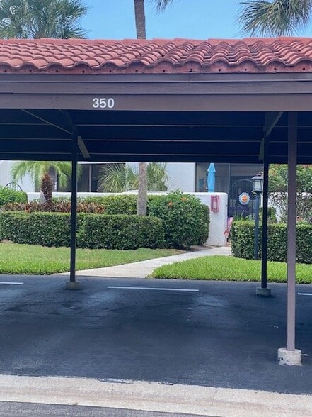Building Photo - 3500 El Conquistador Pkwy