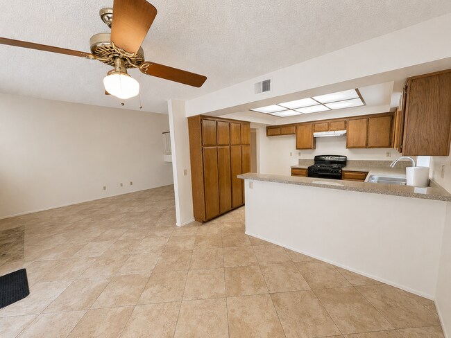 Building Photo - 3727 Mesa Oak Ln