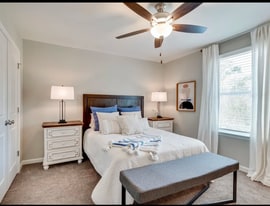 Building Photo - 1966 Green Castle Ln