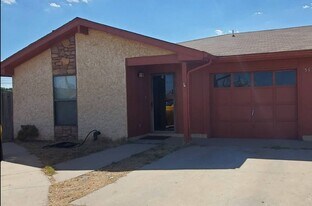 Building Photo - 5112 Shadylane Dr