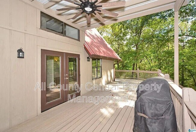 Building Photo - 8516 Marsh Mountain Rd