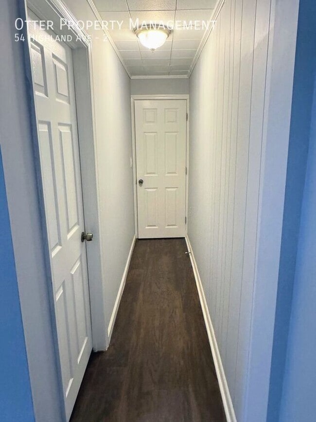 Building Photo - 54 Highland Ave