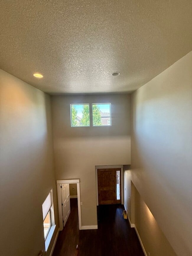 Building Photo - Lovely 3 Bedroom home in Mirada neighborho...
