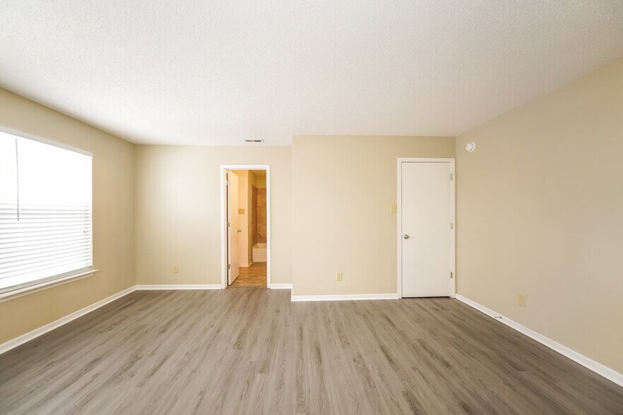 Building Photo - 9033 Southernwood Way