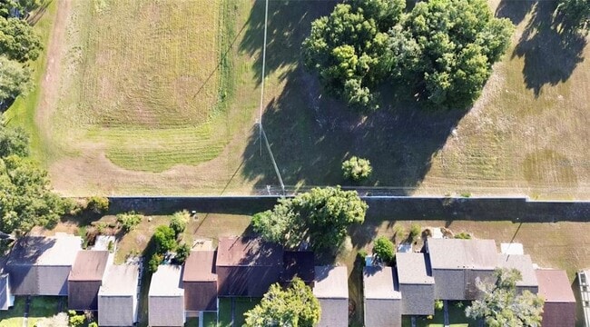 Building Photo - 2928 Bancroft Cir E