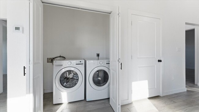 Building Photo - 1428 Rd 5607