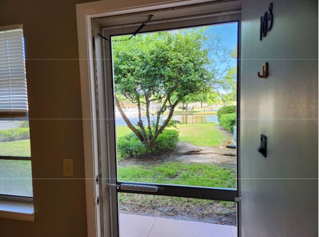 Building Photo - 55+ Community of Vista St. Lucie