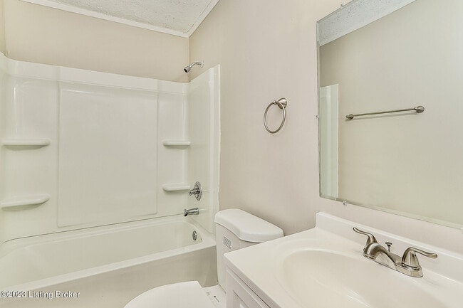 Building Photo - 4144 Sunset Ave