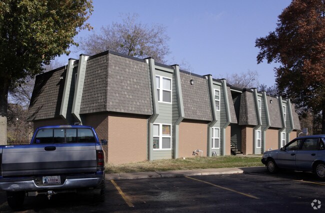 Building Photo - Coweta Apartments