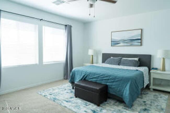 Building Photo - Apply Here www.realty480pm.appfolio.com/listings