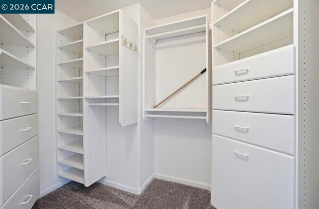 Building Photo - 1038 McCauley Rd