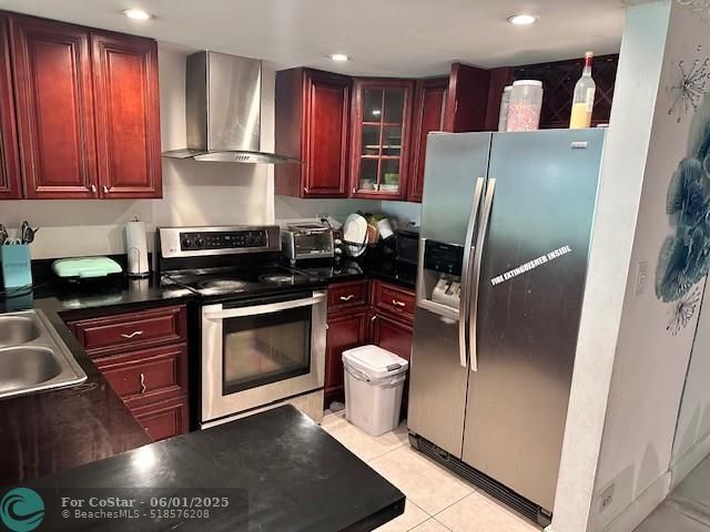 Building Photo - 3730 Inverrary Dr